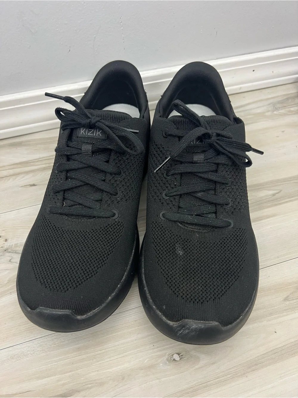Kizik Lima Hands free Lightweight Knit Sneaker Unisex